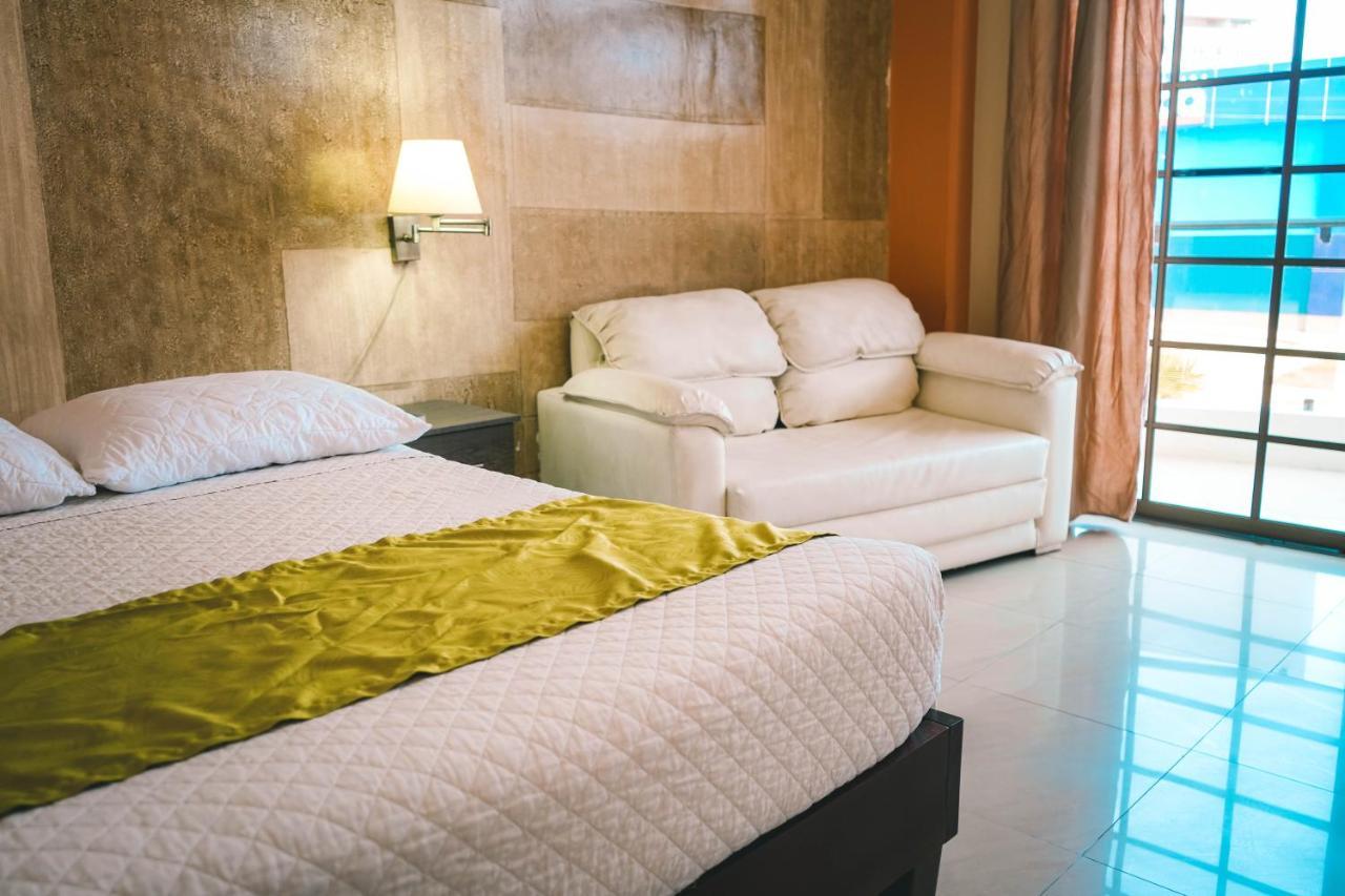 Hotel Manta Beach Madrigal Exterior foto