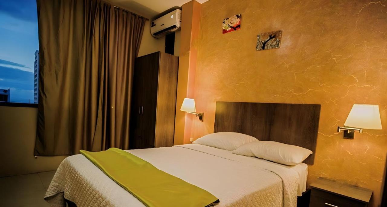 Hotel Manta Beach Madrigal Exterior foto